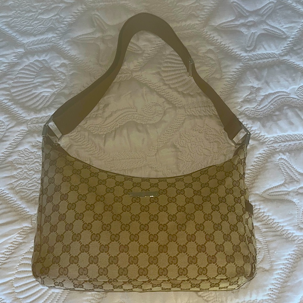 Gucci shoulder bag